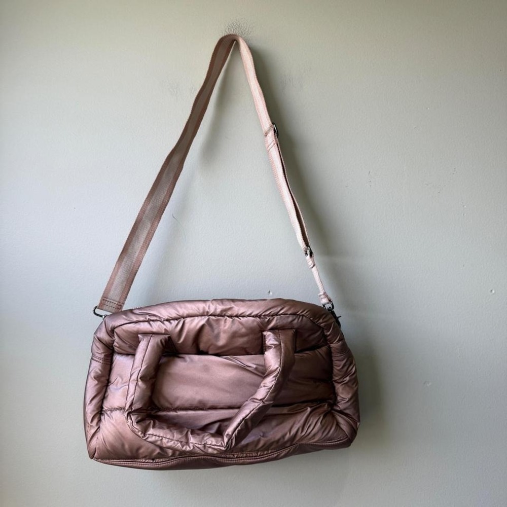 Zuda Puffer Crossbody Bag Metallic Rose Gold Quilted Lightweight Travel bag
